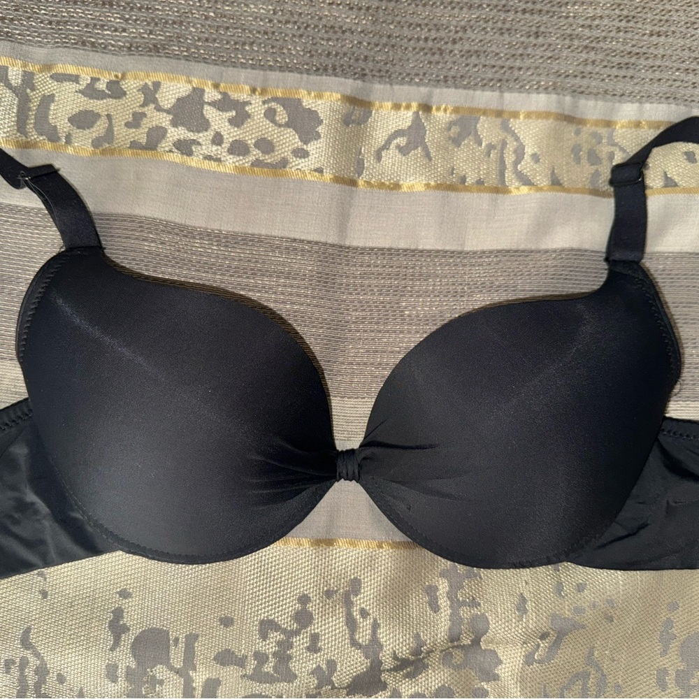 New bra 36C